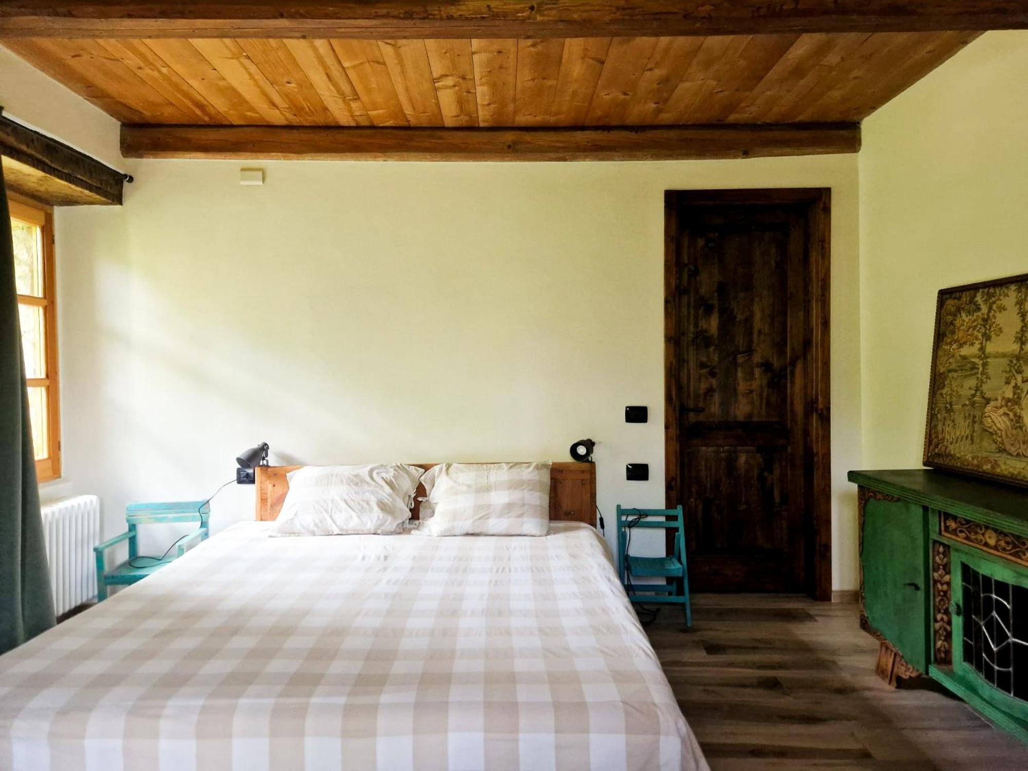 B&B Barbaia Levice ภายนอก รูปภาพ