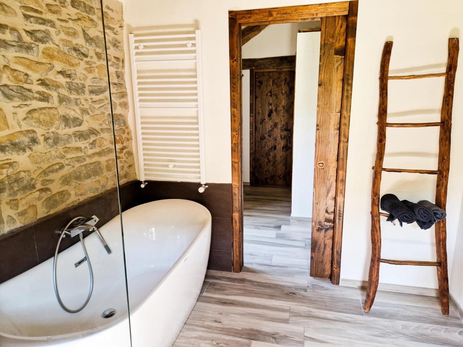 B&B Barbaia Levice ภายนอก รูปภาพ
