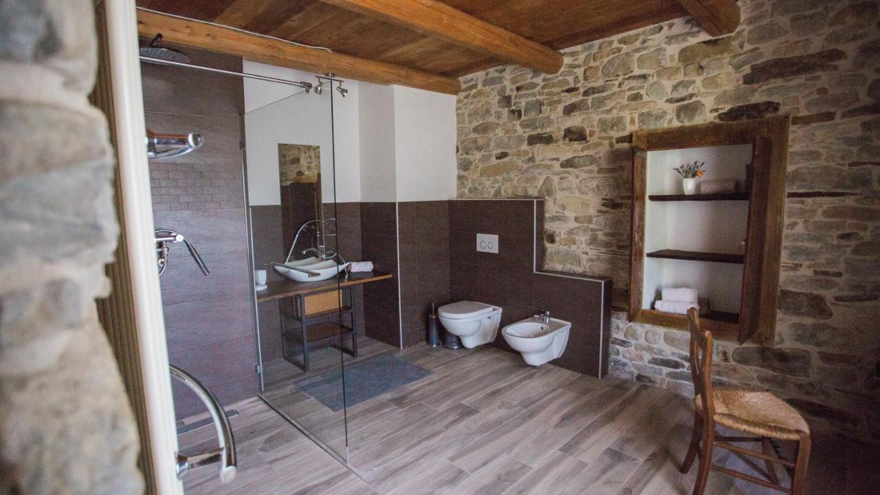 B&B Barbaia Levice ภายนอก รูปภาพ