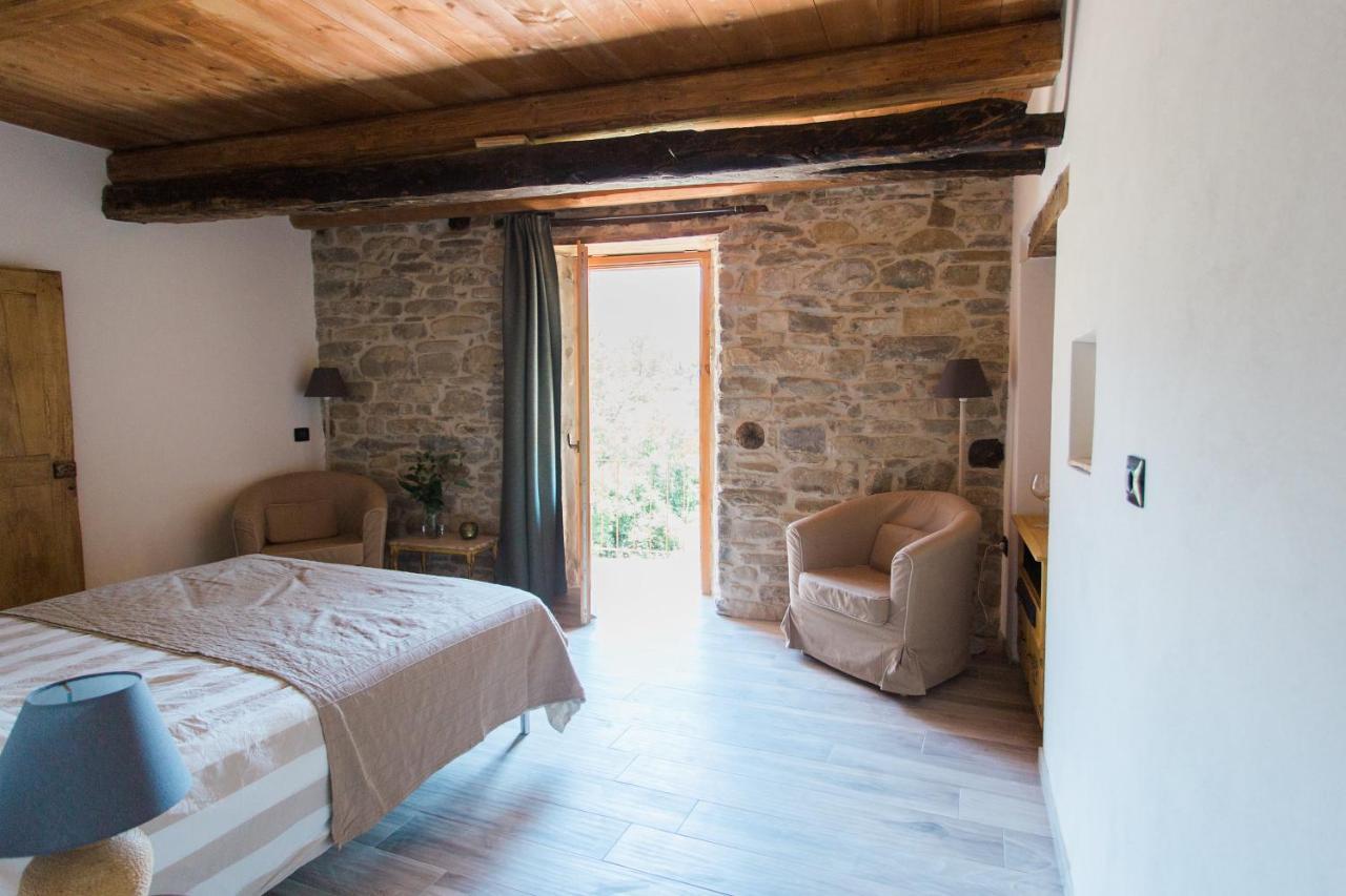 B&B Barbaia Levice ภายนอก รูปภาพ